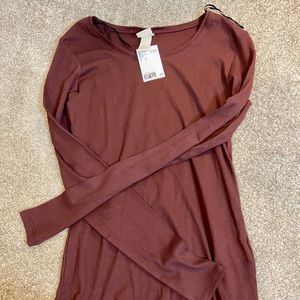Long sleeve fitted shirt